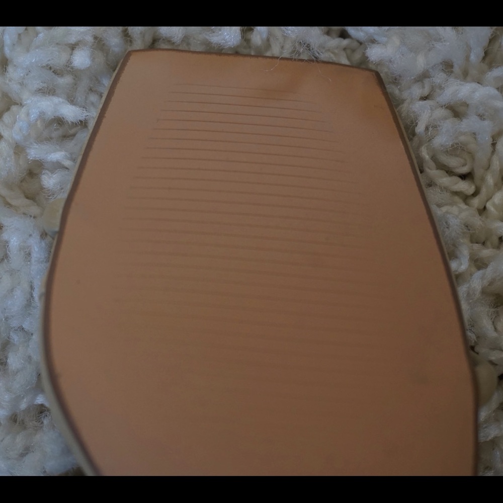 STRAPPY NUDE BLOCK HEEL - Picture 7 of 7